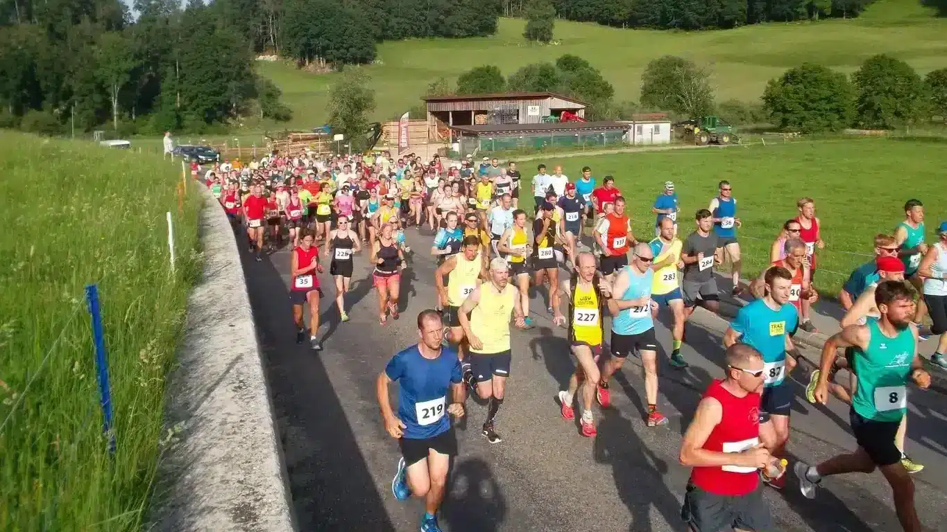Cross populaire des Grottes